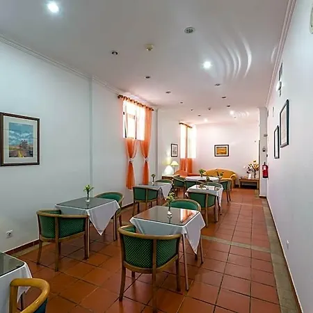 Hotel Colina Do Mar 3*