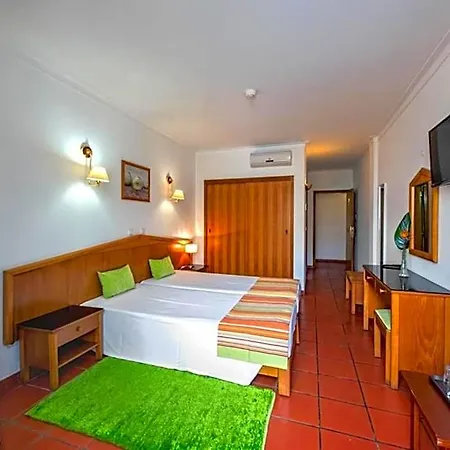 Hotel Colina Do Mar