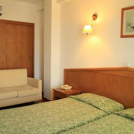 Hotel Colina Do Mar 3*