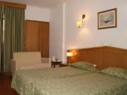Colina Do Mar Otel 3*