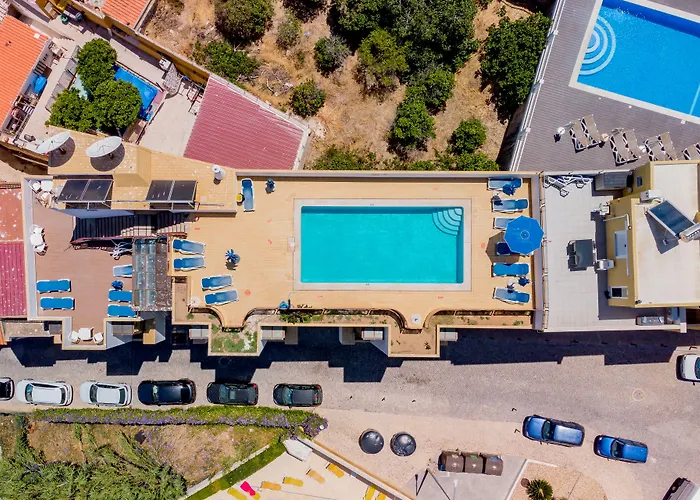 Hotel Colina Do Mar 3*