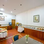 科利纳多玛酒店 3*